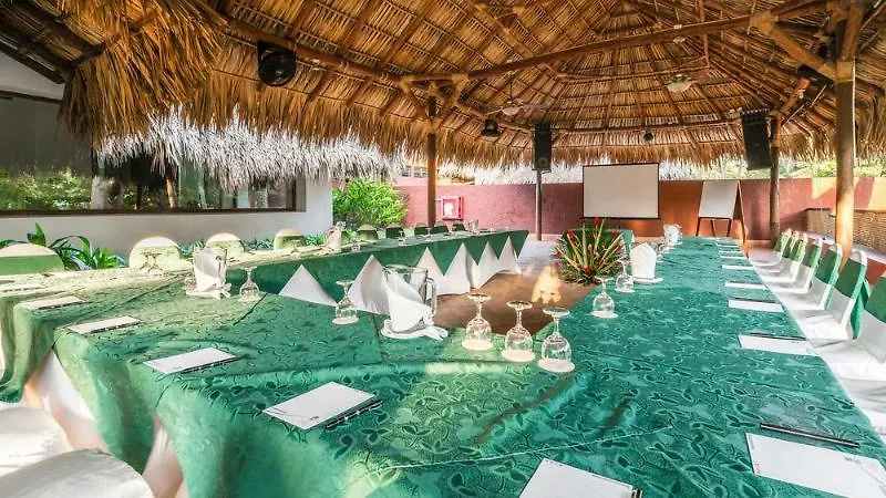 Hotel Soleil Pacifico Antigua
